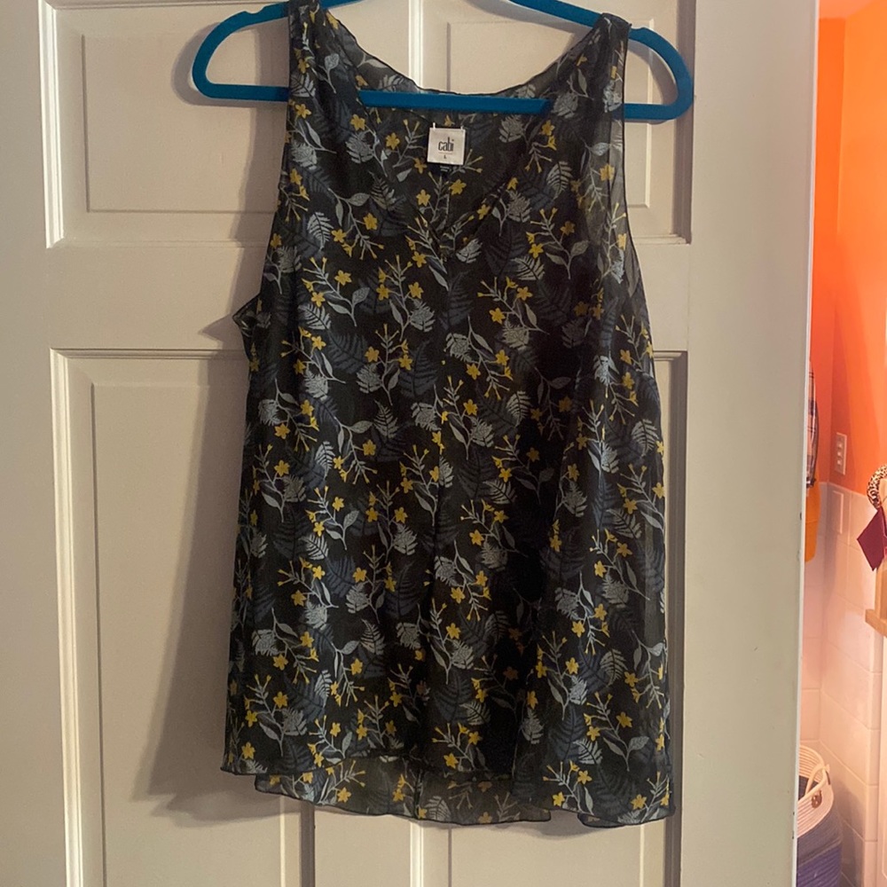 Like new Cabi sleeveless blouse